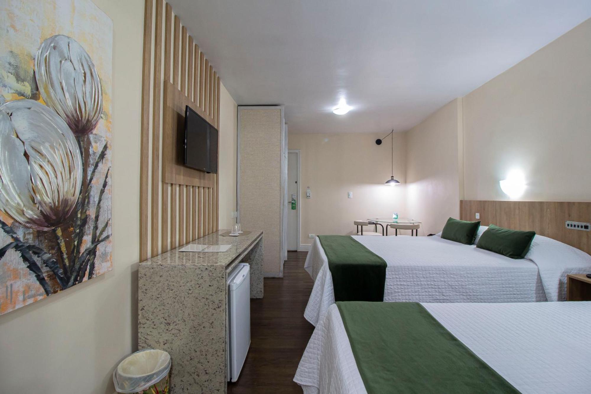 Hotel Nacional Torres 3*